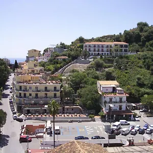Bianca Otel Taormina