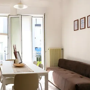 Apartman Dainese Apartments, Casa Abigail 