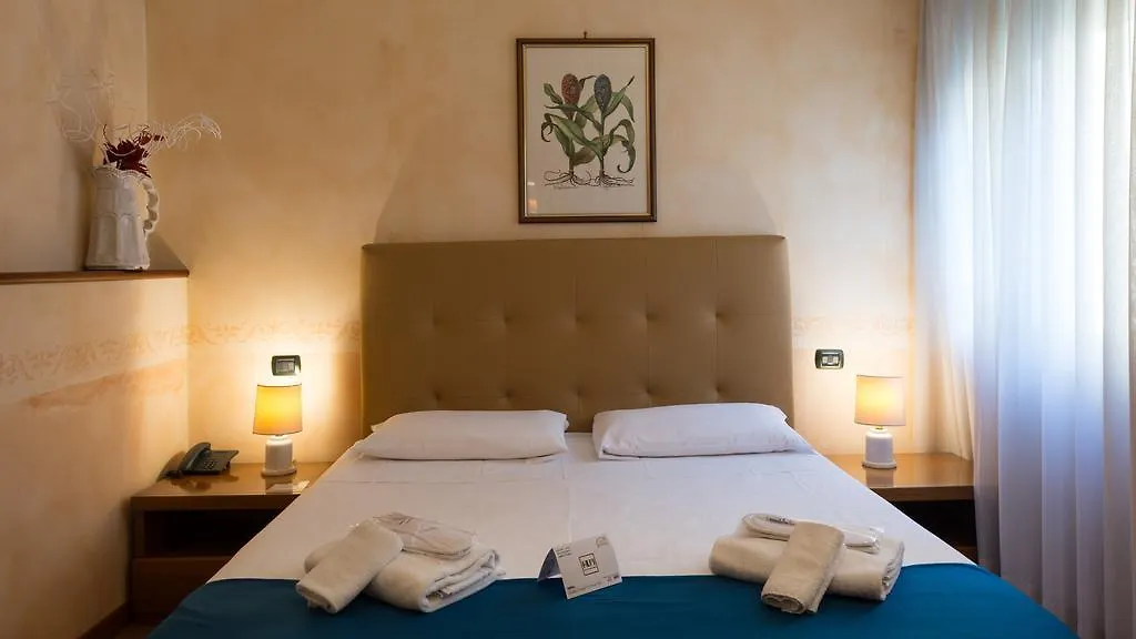 Hotel Lombardia Milán 4*,