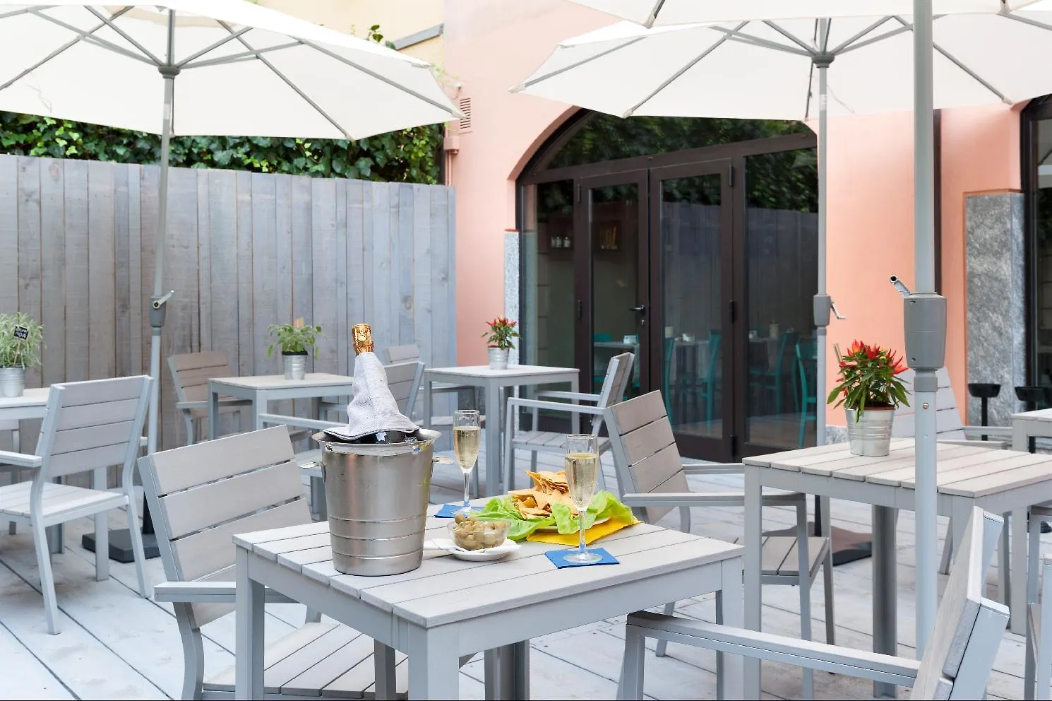 ****  Hotel Lombardia Milán Itálie